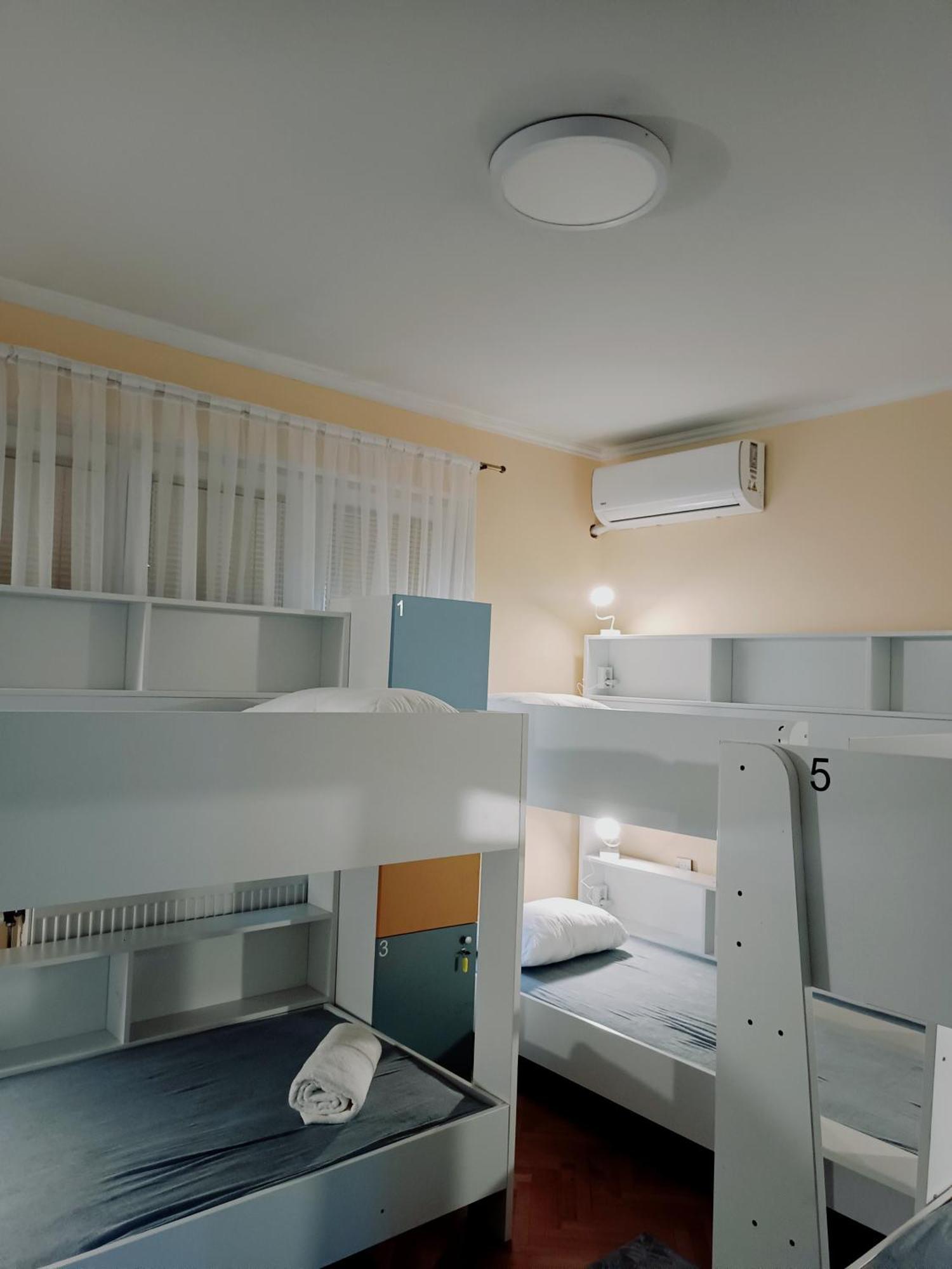 Hostel Central Скоп'є Екстер'єр фото
