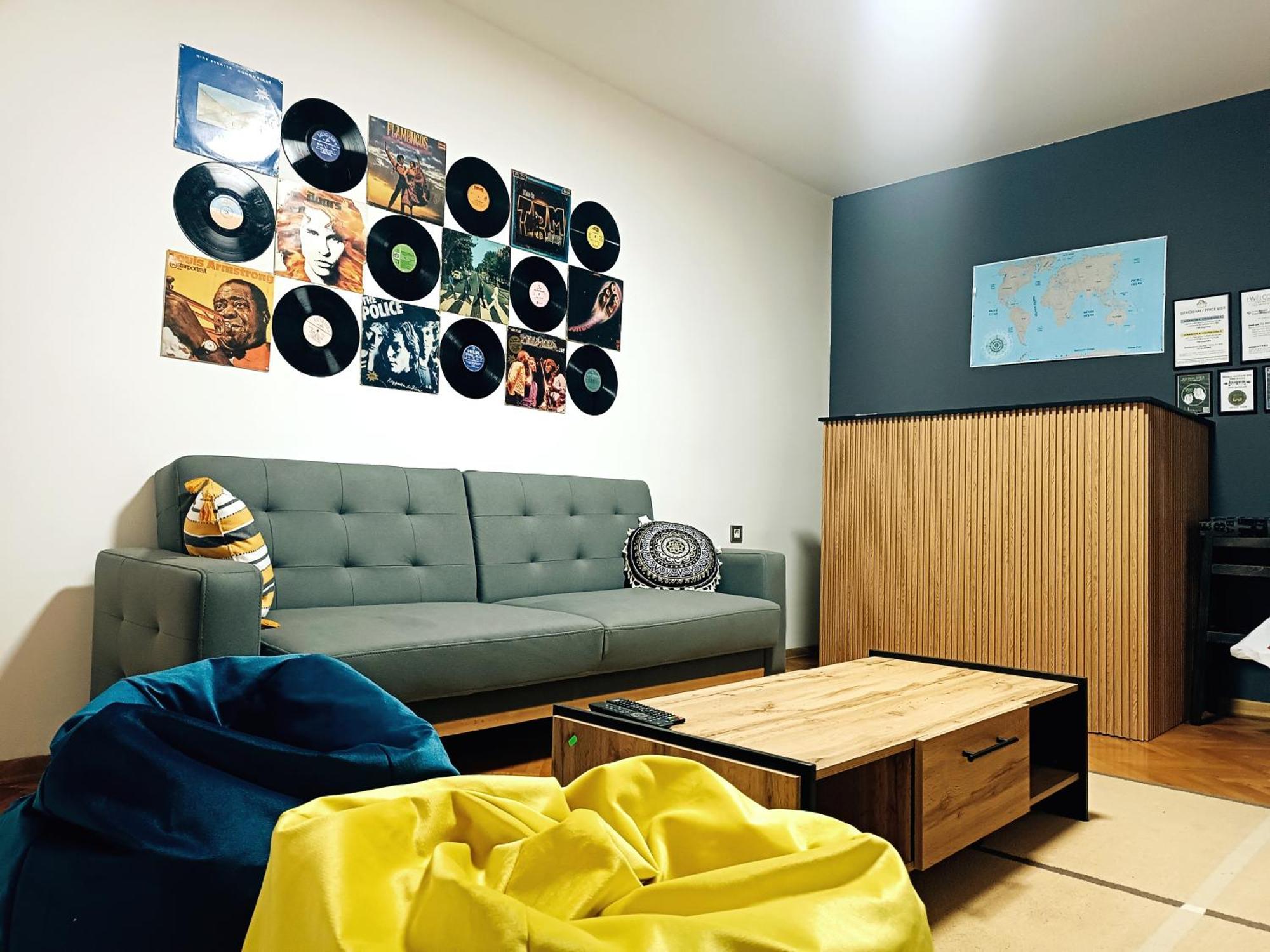 Hostel Central Скоп'є Екстер'єр фото