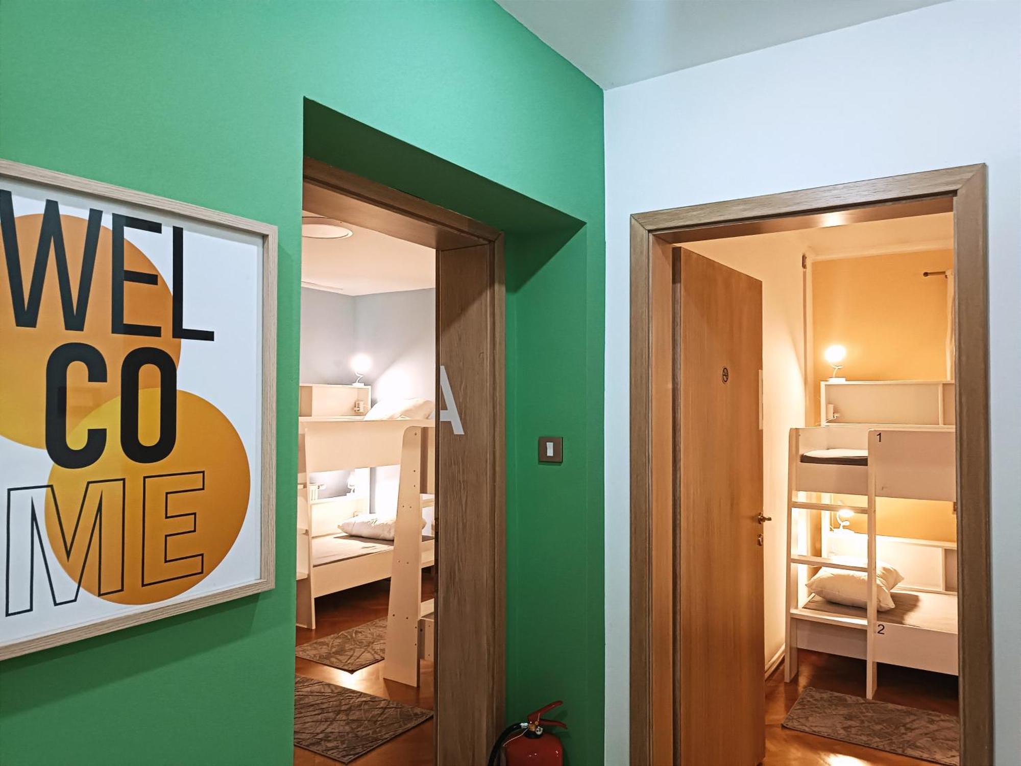 Hostel Central Скоп'є Екстер'єр фото